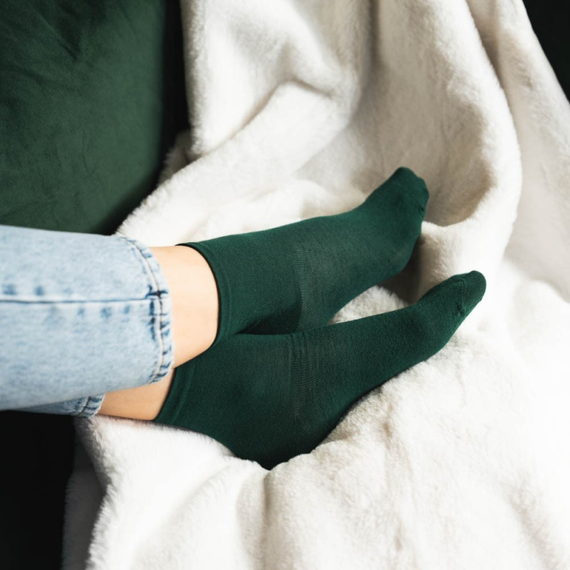 Skarpetki MERINO WOOL z wełny merynosów dla kobiet w kolorze ZIELONYM
