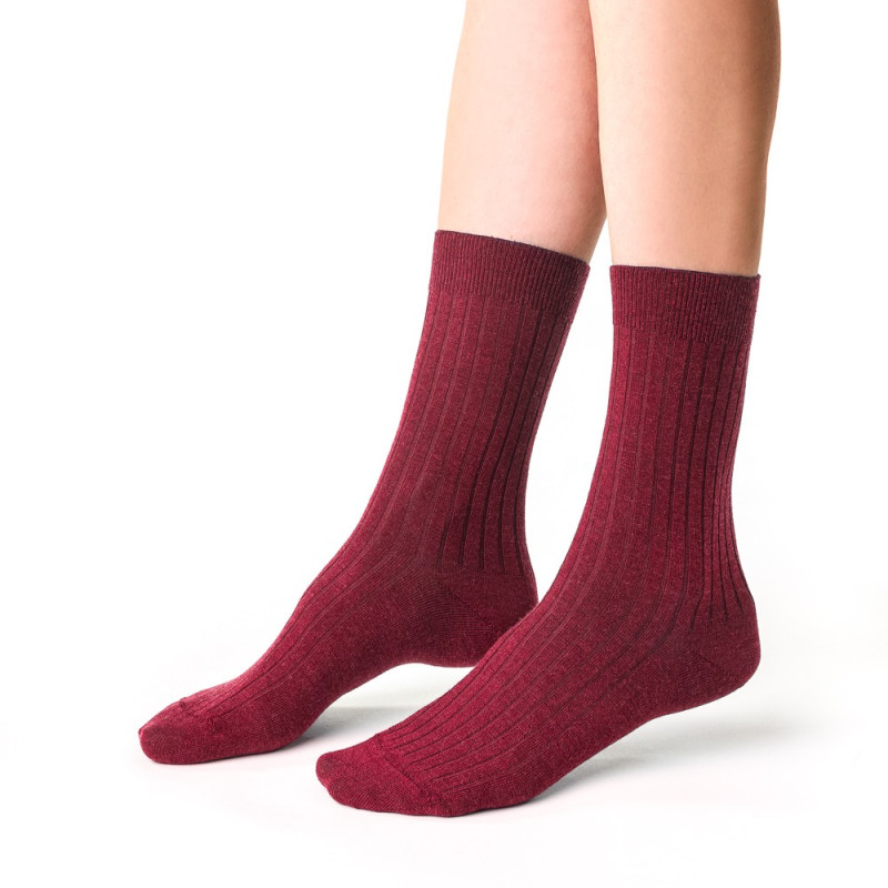 Skarpetki z wełny merynosów dla kobiet w kolorze - BORDOWYM - MERINO WOOL Skarpetki z wełny merynosów dla kobiet w kolorze - BORDOWYM - MERINO WOOL