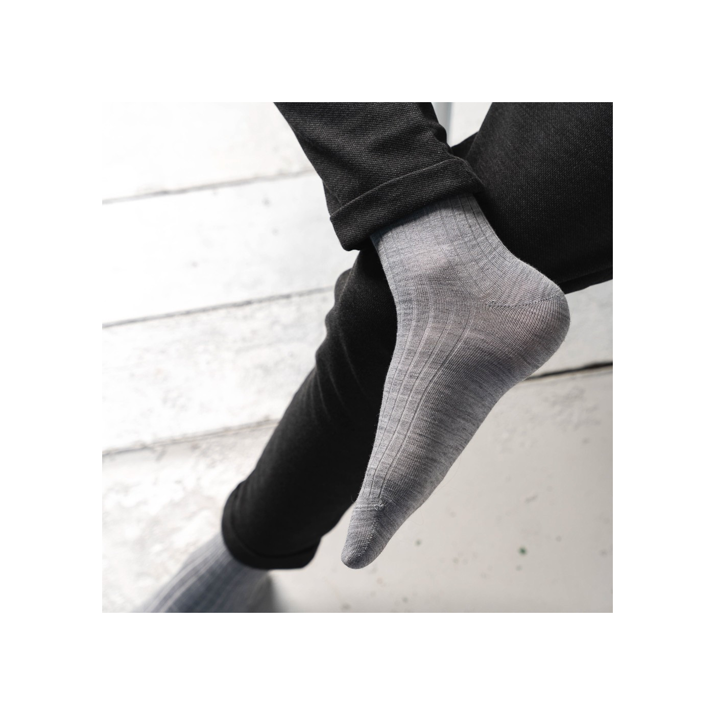 Skarpety MERINO WOOL z wełny merynosa prążkowane bezuciskowe dla mężczyzn SZARE