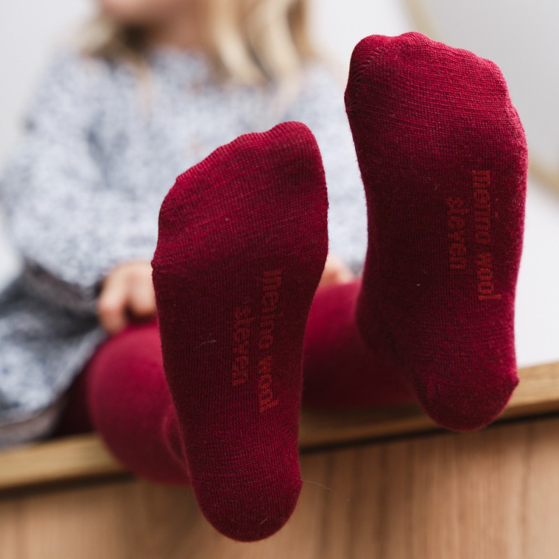 Rajstopki MERINO WOOL z wełny merynosów dla dzieci w kolorze BORDOWYM