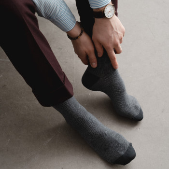 Skarpety żakardowe grafitowe