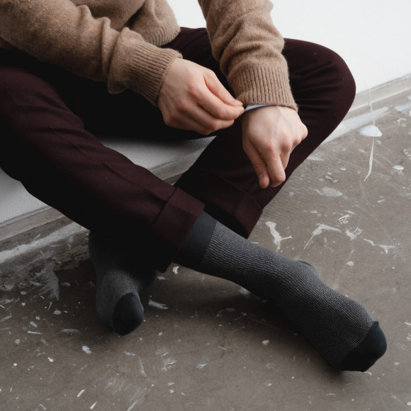 Skarpety żakardowe grafitowe