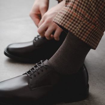 Podkolanówki z wełny merynosów brązowe