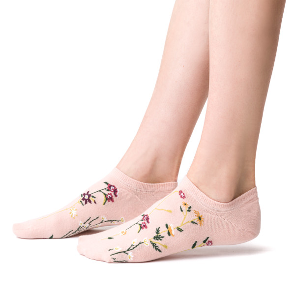 Stopki jasnoróżowe w kwiaty