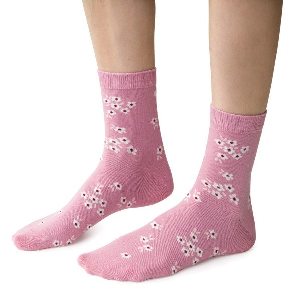 Skarpetki w kwiatki różowe