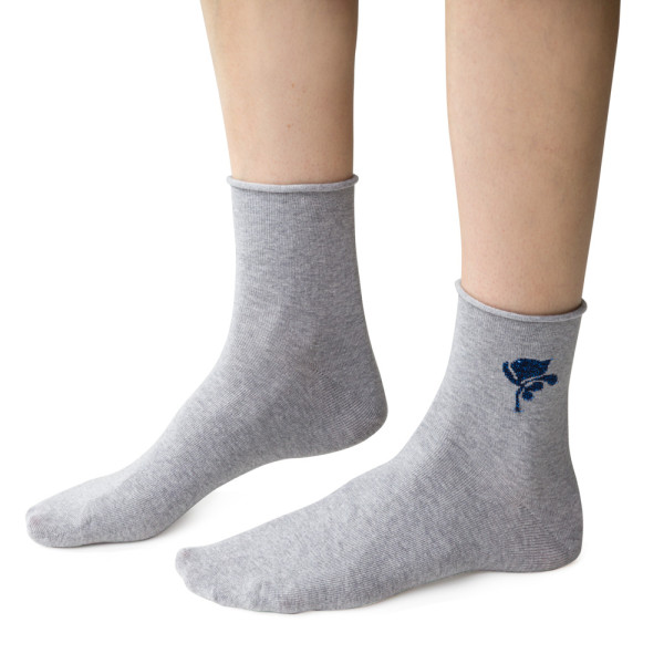 Skarpetki z delikatnym wzorem melanż jasnoszare