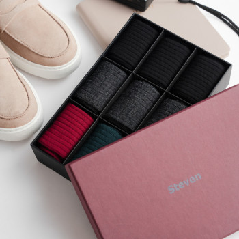 Zestaw skarpet z wełny merynosów 9-pak