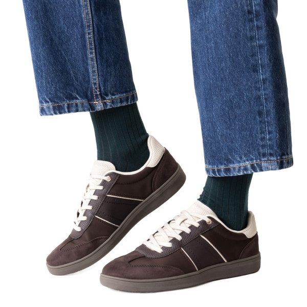 Skarpetki bezuciskowe z wełny merynosów zielone