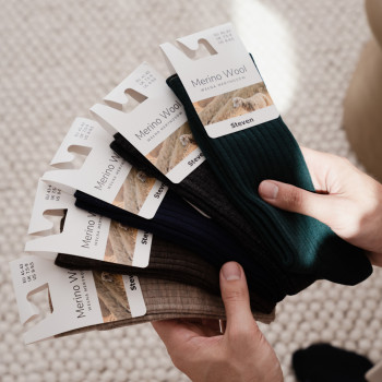 Skarpety bezuciskowe z wełny merynosów granatowe