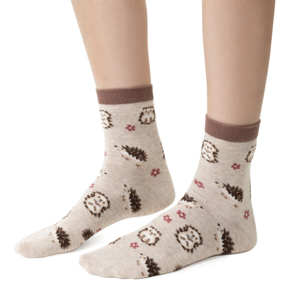 Skarpetki w jeże beżowe