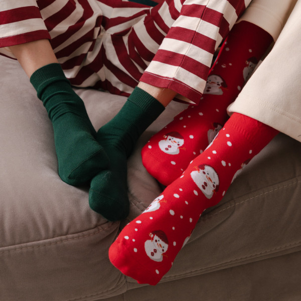 Skarpetki w bałwanki czerwone