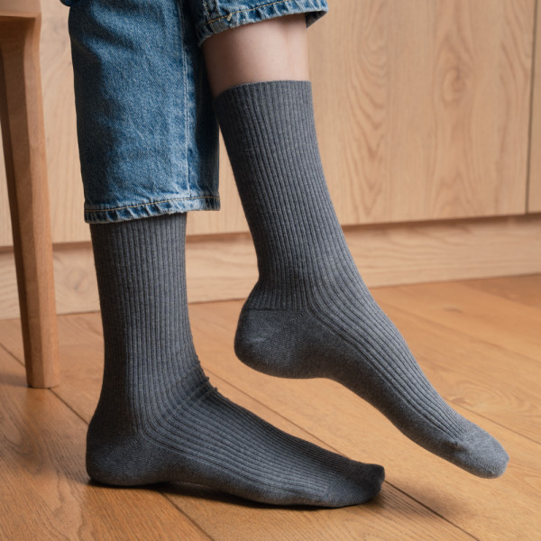 Skarpetki bezuciskowe melanż szary