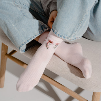 Skarpetki retro w kwiaty...