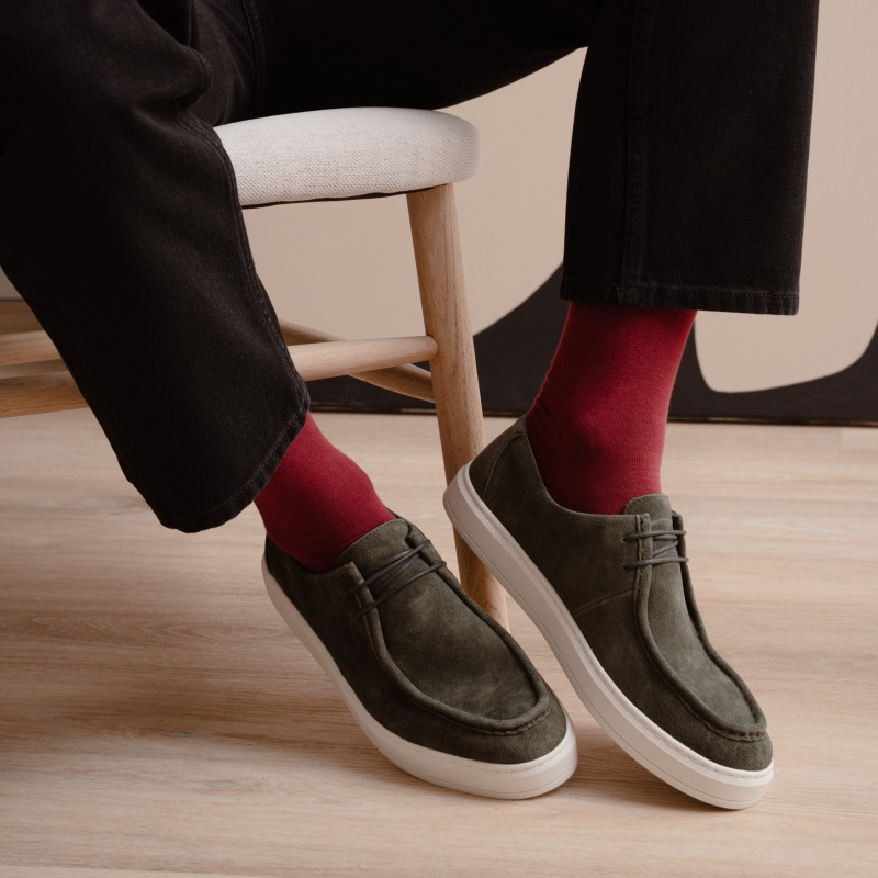 Eleganckie bordowe skarpety męskie