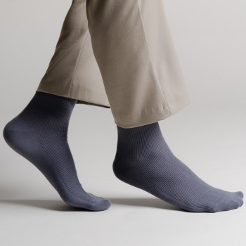 Skarpetki bezuciskowe szare