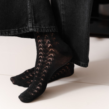 Skarpetki ażurowe czarne