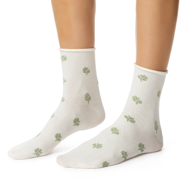 Skarpetki z bezuciskowym ściągaczem ecru w kwiaty