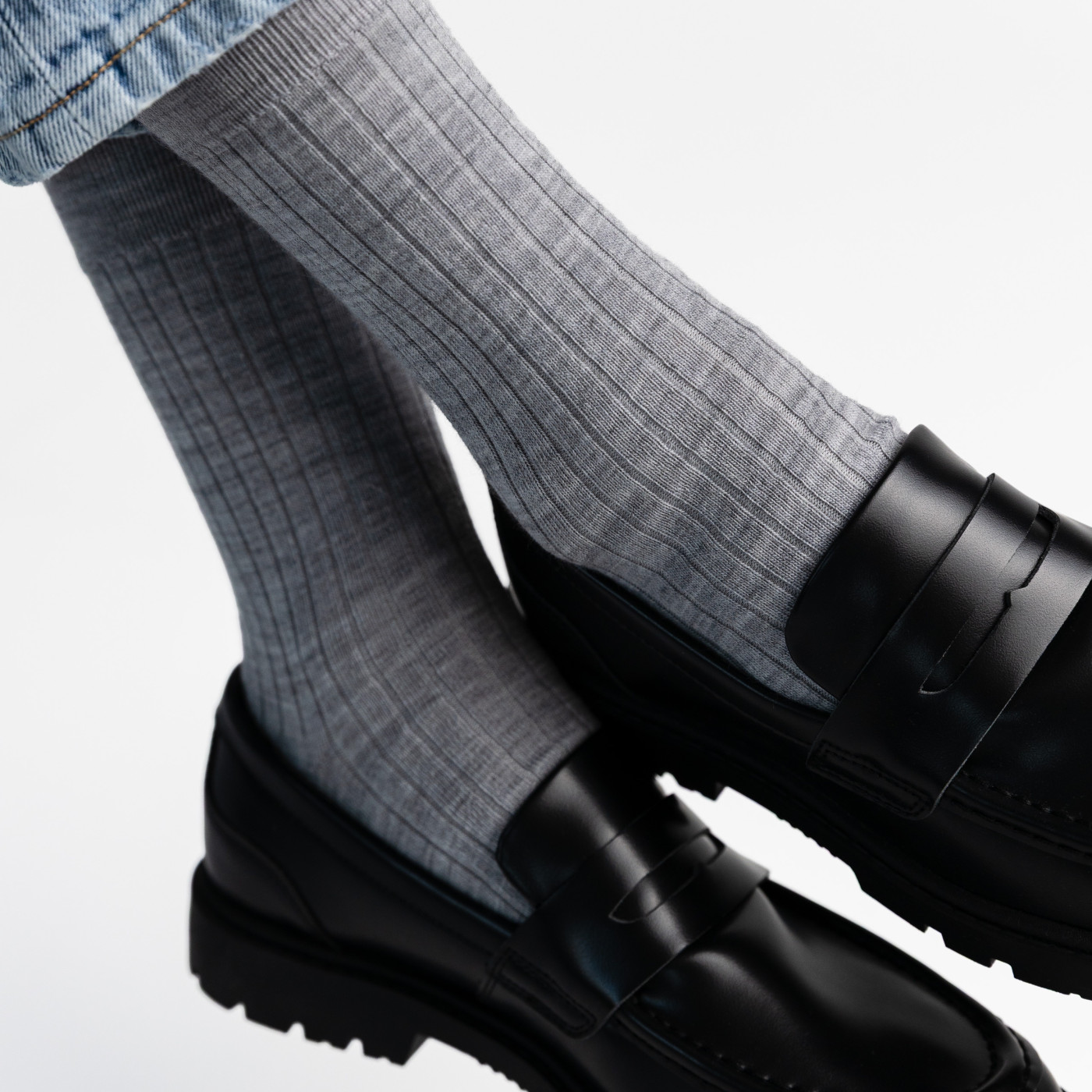 Skarpetki MERINO WOOL z wełny merynosów w prążki dla kobiet SZARE